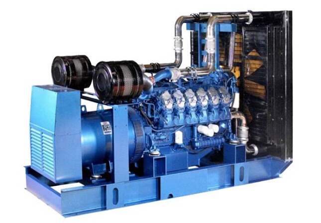 扎赉诺尔康明斯30kw小型柴油二手发电机组 扎赉诺尔康明斯30kw小型柴油二手发电机组